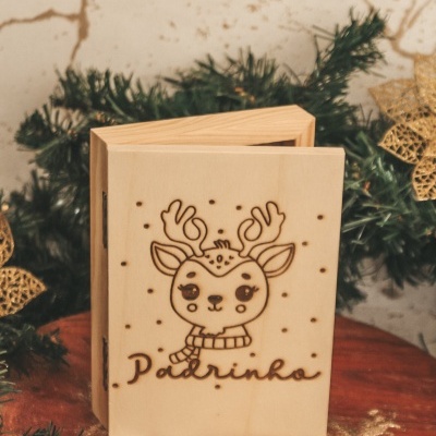 https://www.pimentarosalove.com/product/moldura-padrinho-natal