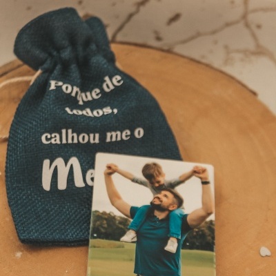 Saquinho com iman dia dos pais.