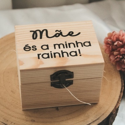 Caixa com pulseira mãe