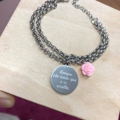 https://www.pimentarosalove.com/product/pulseira-corrente-amigas-sao-irmas