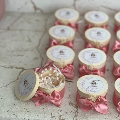 Lembrança dezena em caixa madeira rosa