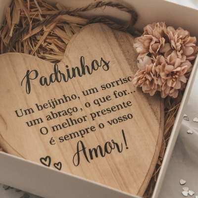 Caixa coração padrinhos