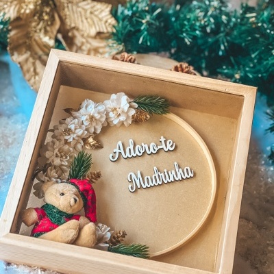 Moldura com urso com LED