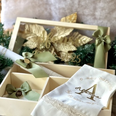 Caixa de Batismo verde com dourado