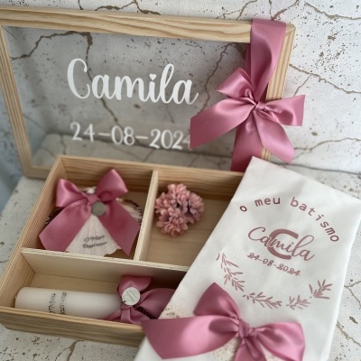 Caixa rosa com branco II