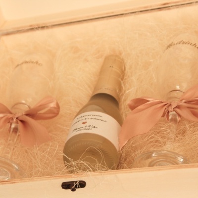 Caixa convite padrinhos dourada