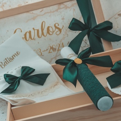 caixa batismo verde escuro