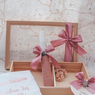 Caixa batismo rosa com branco
