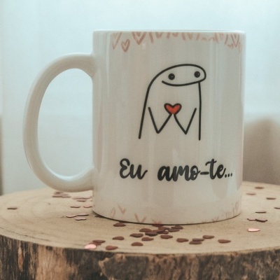 https://www.pimentarosalove.com/product/eu-amo-te-mas-as-vezes-da-vontade