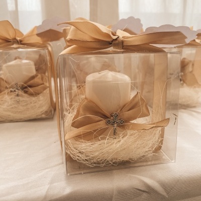 Lembrança vela dourada em caixinha