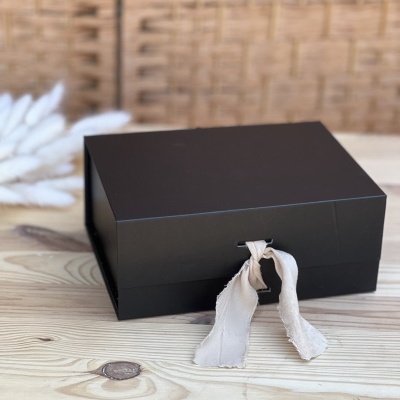 Caixa padrinho preta