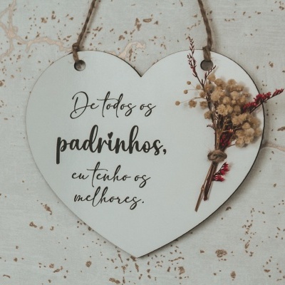 https://www.pimentarosalove.com/product/coracao-padrinhos-com-ramo