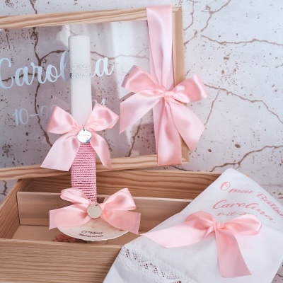 Caixa rosa claro com prateado