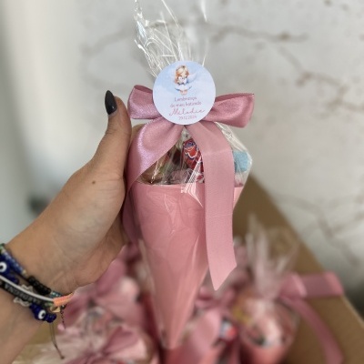 cone gomas/doces rosa