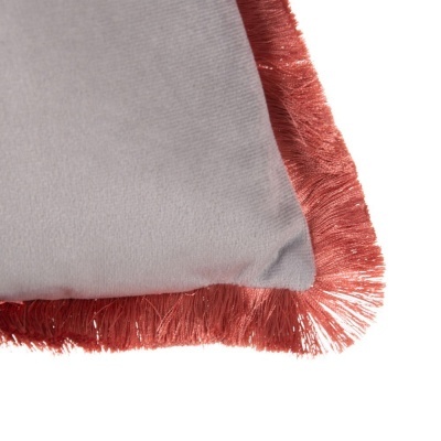 Almofada Quadrada Veludo Rosa 45x45 flores e franja