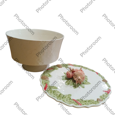 Bomboneira Baixa - Coleção Coroa de Natal - Bordallo Pinheiro Bomboneira Baixa - Coleção Coroa de Natal - Bordallo Pinheiro
