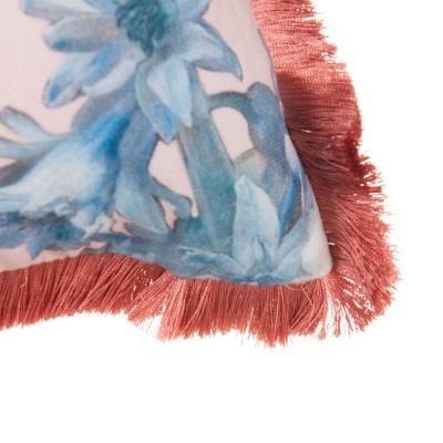 Almofada Quadrada Veludo Rosa 45x45 flores e franja