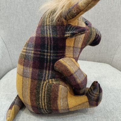 Trava Portas Highland - Dora Designs