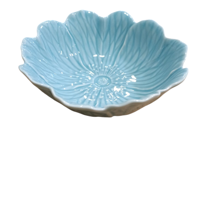 https://www.pinheirobravo.pt/product/bordallo-pinheiro-flora-tigela-grande-azul https://www.pinheirobravo.pt/product/bordallo-pinheiro-flora-tigela-grande-azul