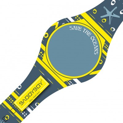 Pulseira azul e amarela com texto e padrões geométricos