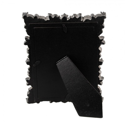 Moldura fotográfica preta vista de trás com suporte