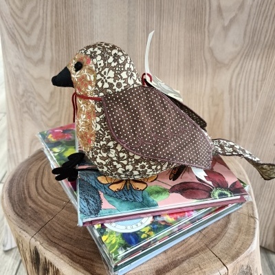 Pisa-Papéis Robin - Pisco