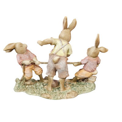 https://www.pinheirobravo.pt/product/tres-coelhinhos-a-puxar-a-corda-20-7-15 https://www.pinheirobravo.pt/product/tres-coelhinhos-a-puxar-a-corda-20-7-15