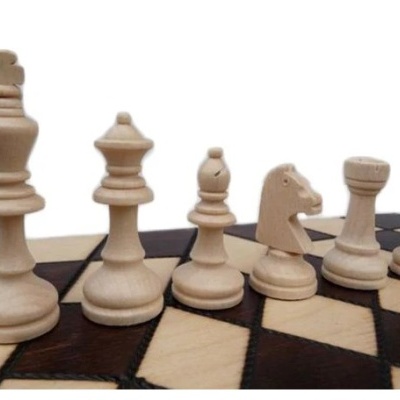 Xadrez para 3 em Madeira