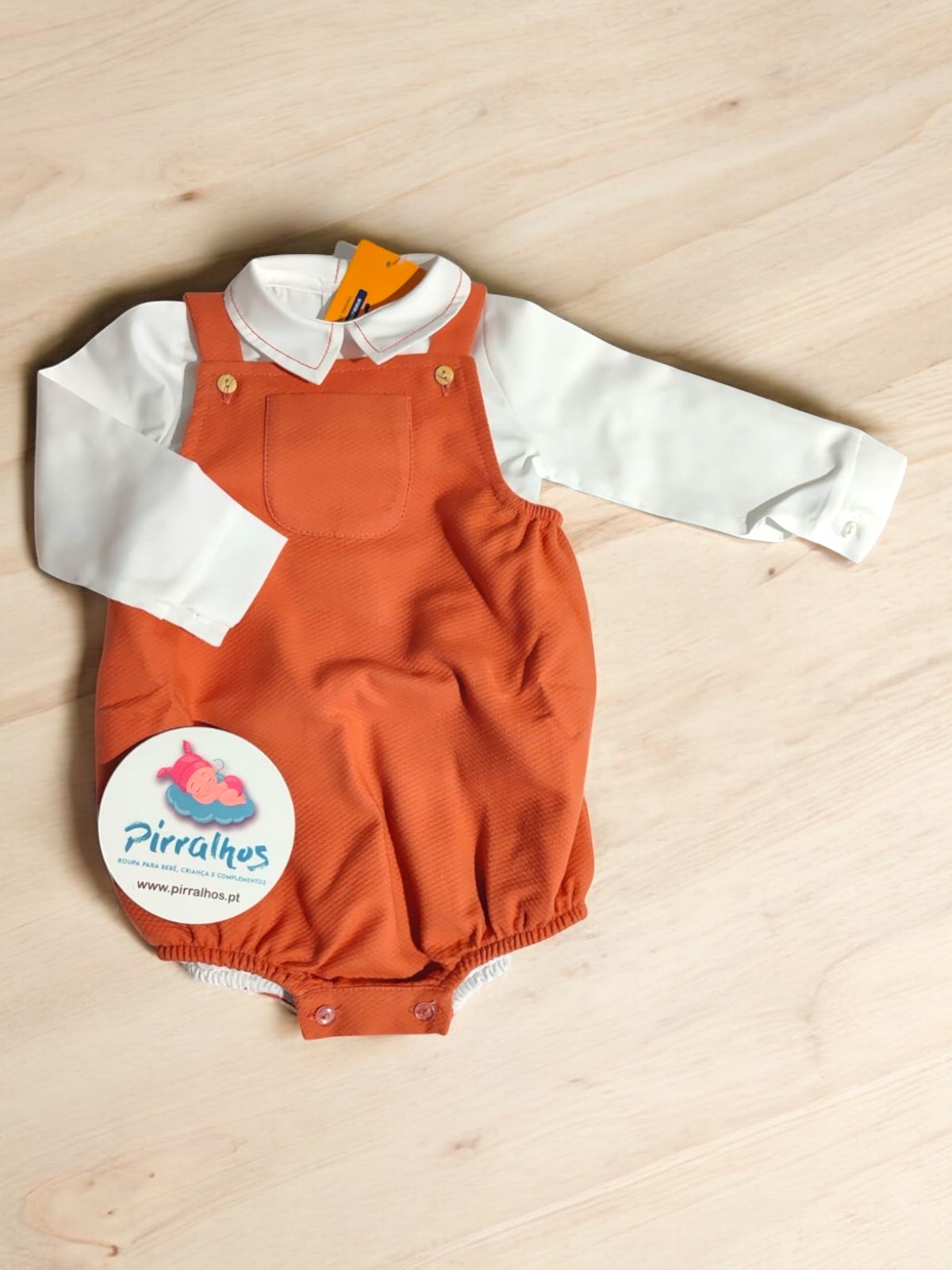 Conjunto Jardineira (algodão orgânico) e camisa