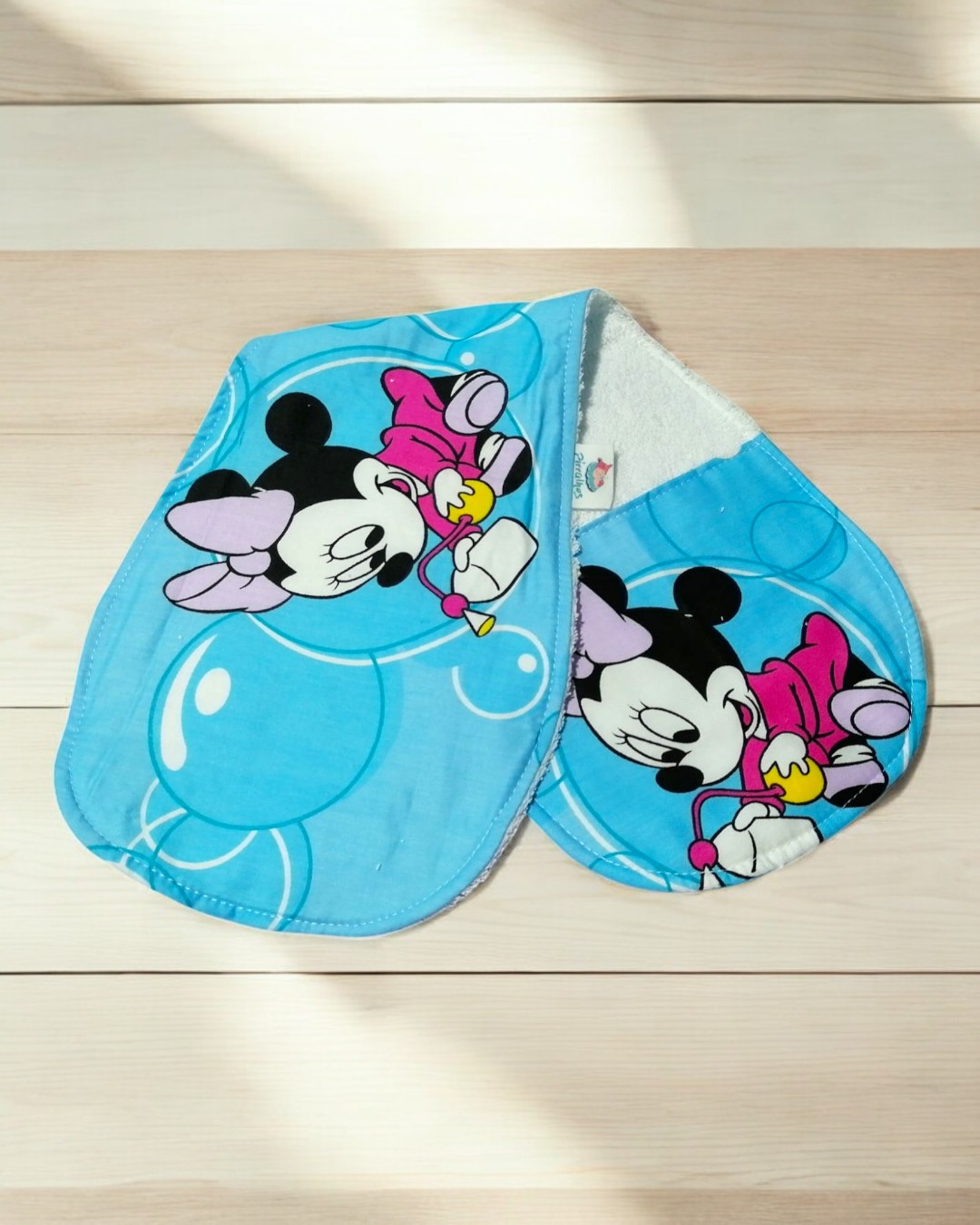 Babador de ombro Mini nas bolas de sabão