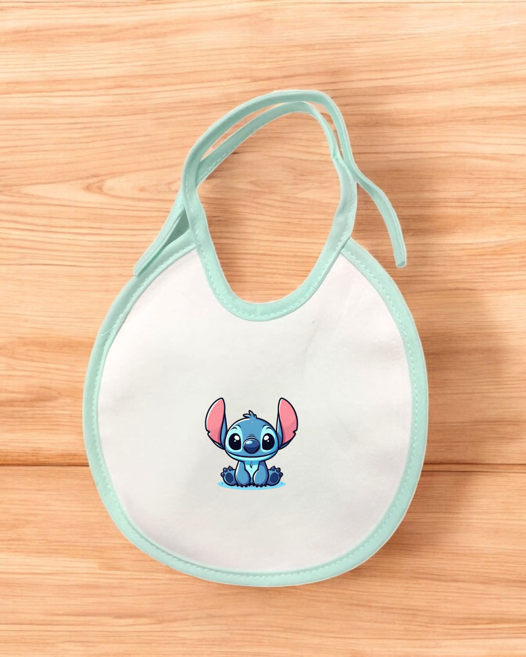 Babete impermeável redondo Stitch - 12 cores à escolha, Exclusivo Pirralhos