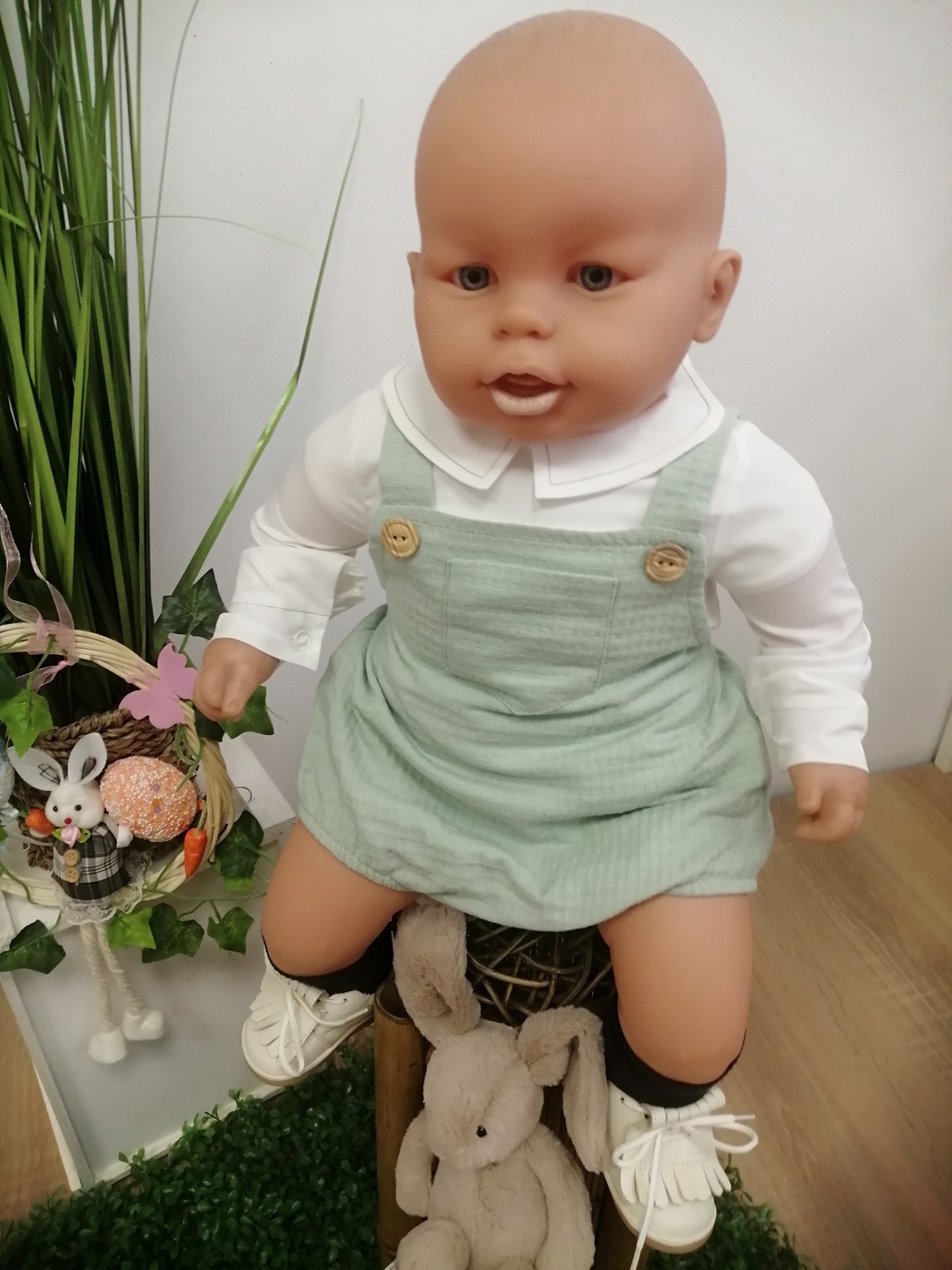 Conjunto Jardineira (algodão orgânico) e camisa