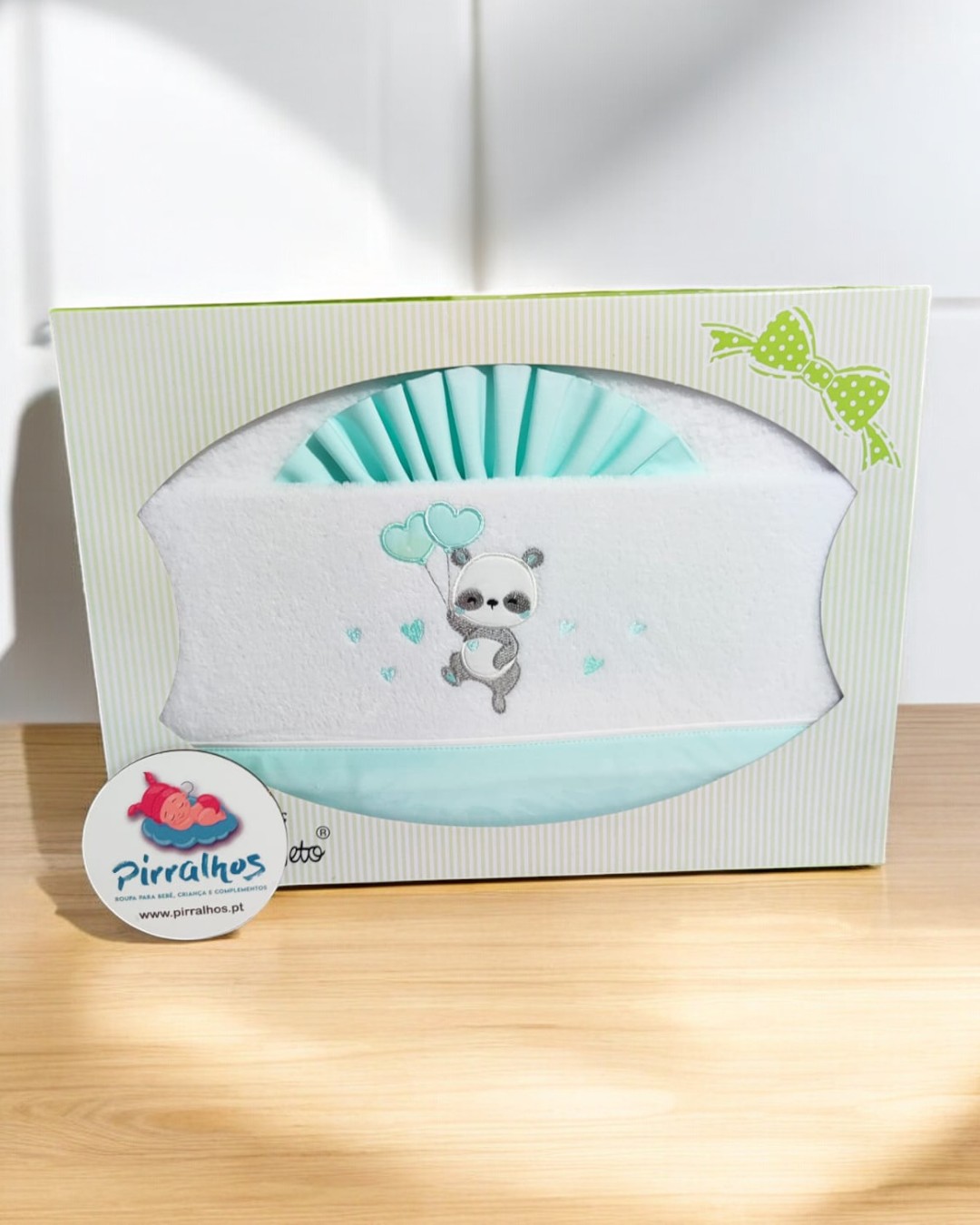 Lençóis de coralina (térmicos)  berço MAXI Panda com corações