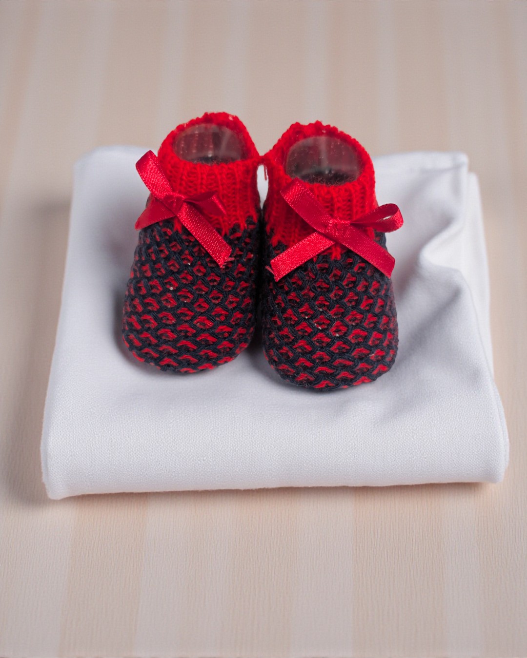 Carapins de malha com laço