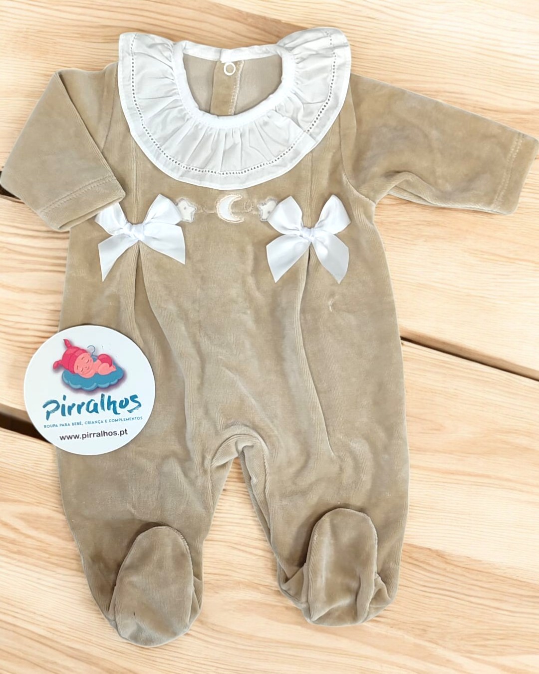 Babygrow de veludo Golinha com laços