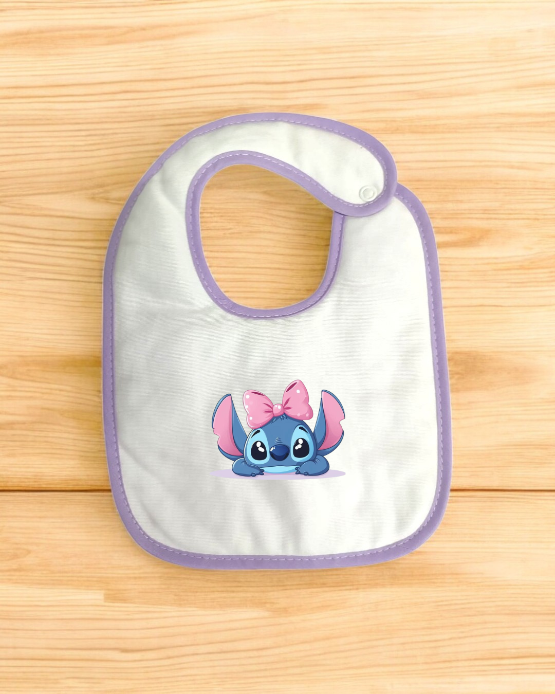 Babete impermeável Stitch com laço - 15 cores à escolha, Exclusivo Pirralhos