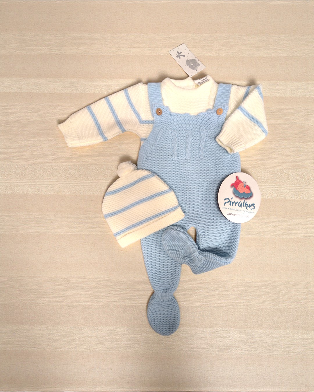 Conjunto de jardineira de malha riscas