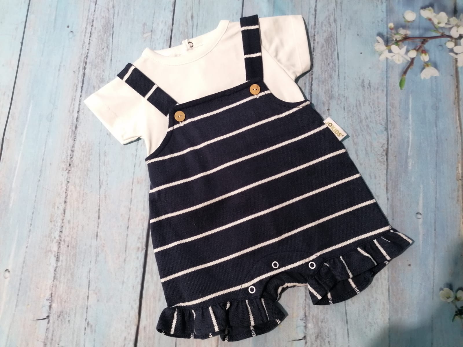 Conjunto jardineira listada