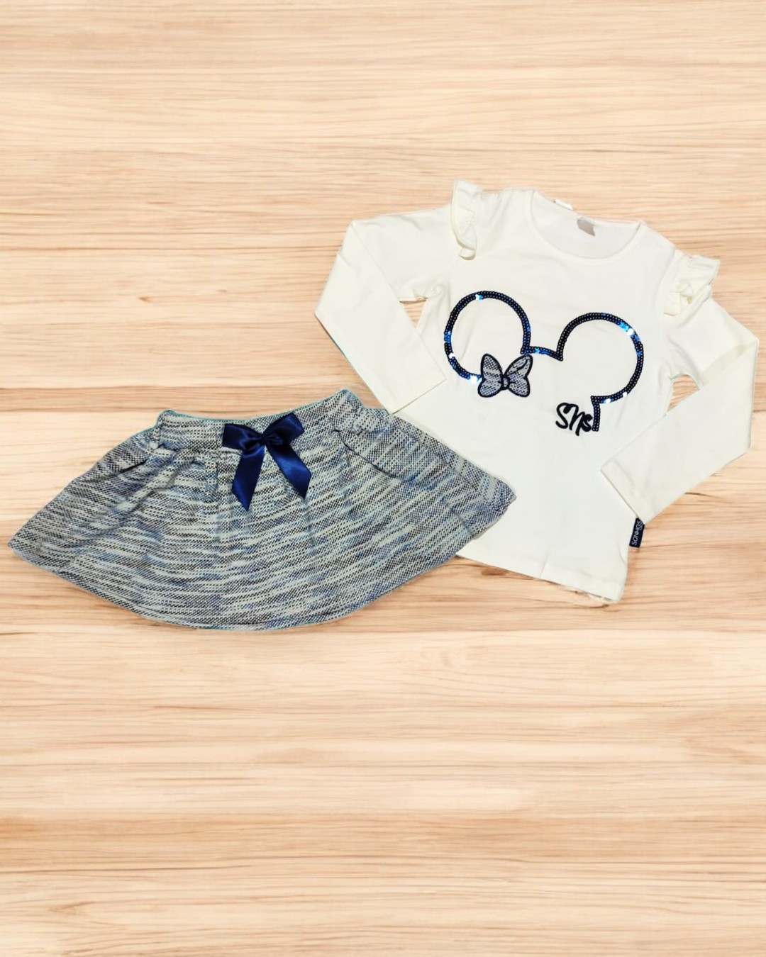 Conjunto cardado Minnie lantejoulas com saia