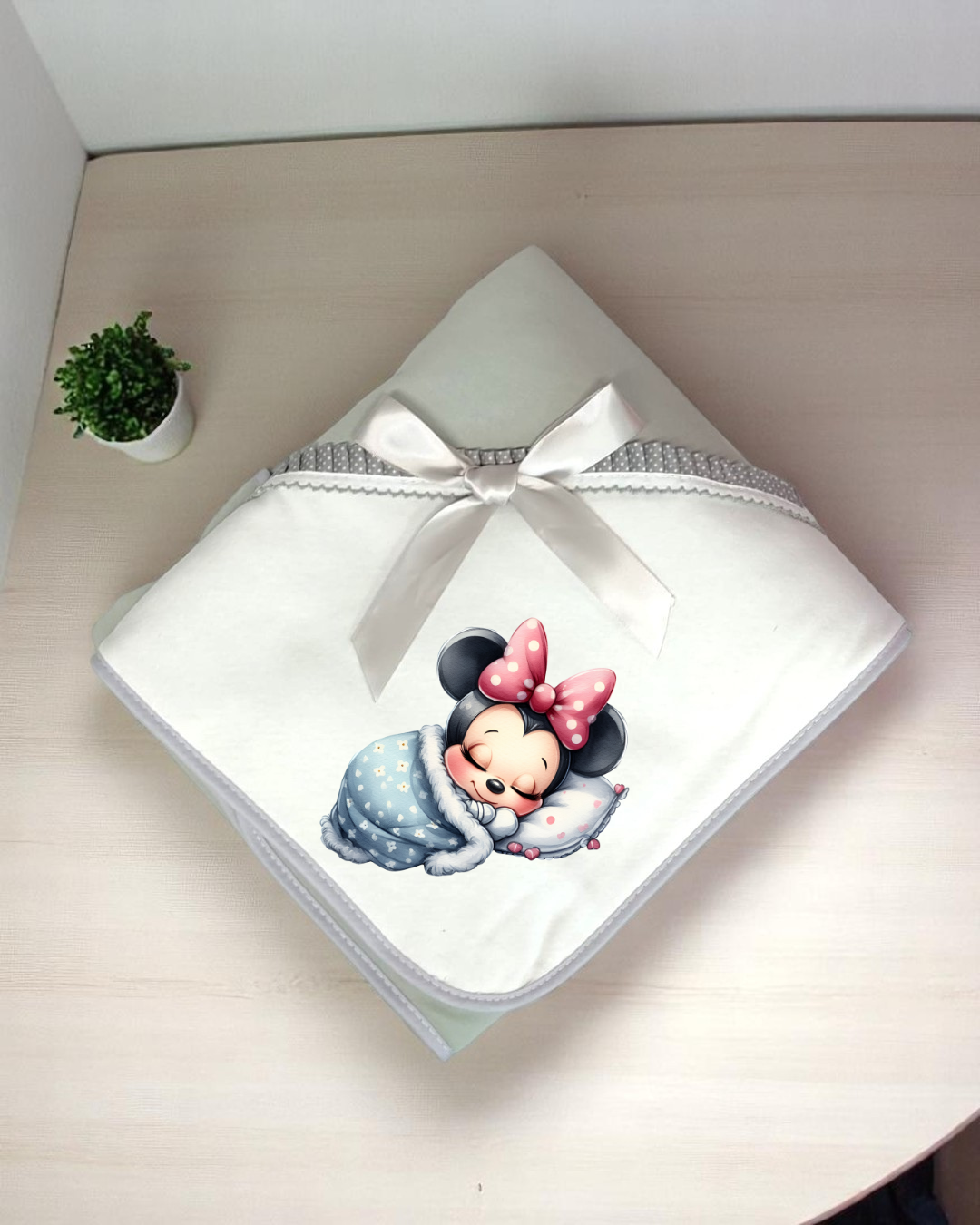 Manta de algodão Minnie a dormir - Exclusivo PIRRALHOS - 6 Cores à escolha