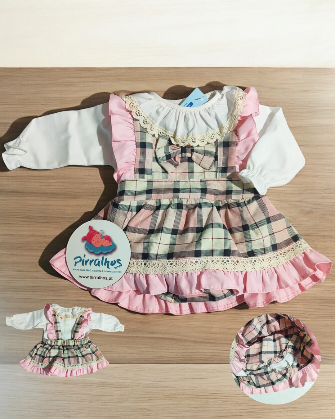 Vestido infantil xadrez com folhos rosa e mangas brancas