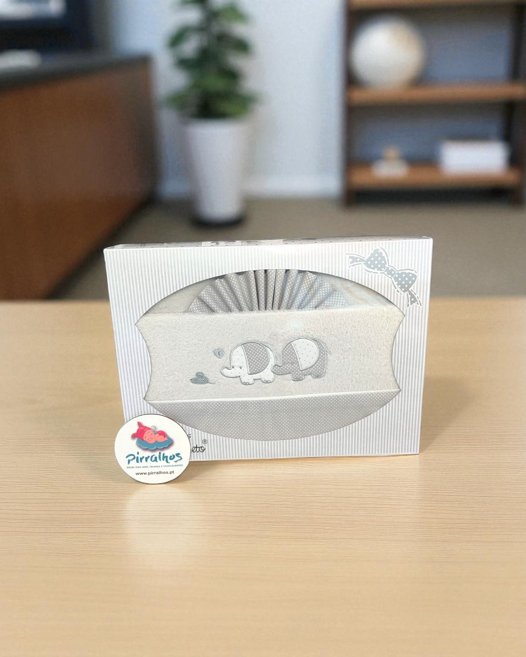 Conjunto lençóis de coralina Elefantes (fundo cinza) - NEXT TO ME / alcofa