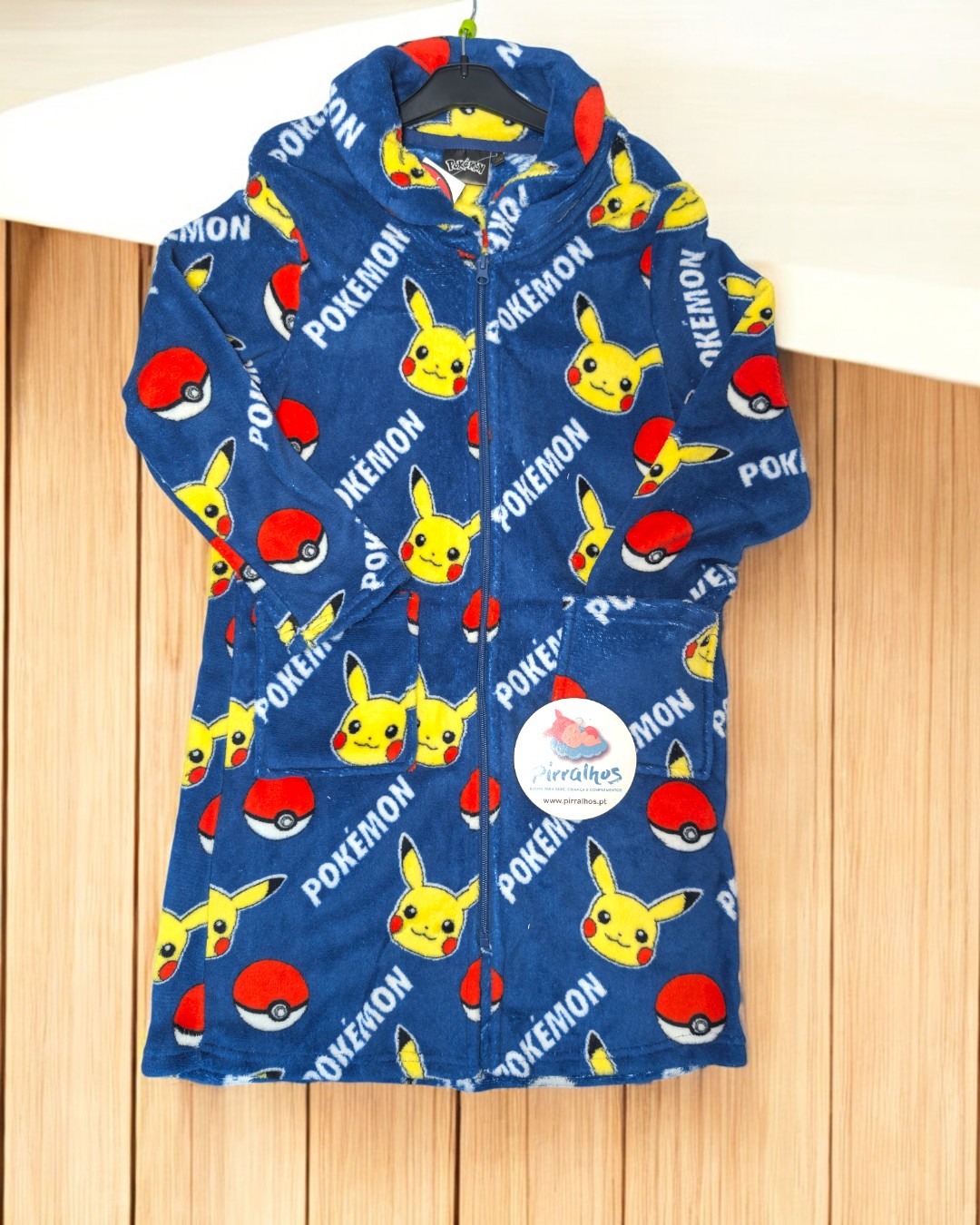 Roupão de coralina Pokemon