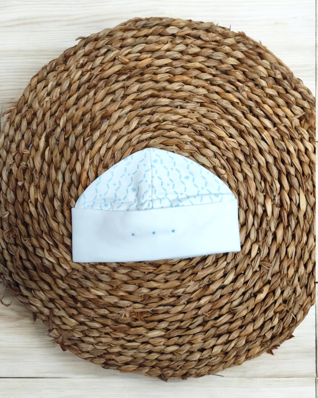 Gorro de algodão p/ recém nascido Pintas