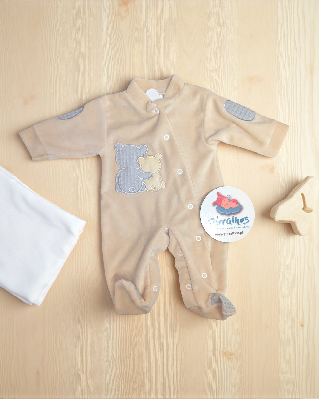 Babygrow de veludo Amigos
