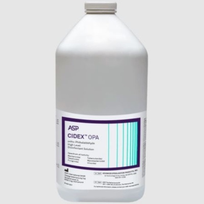 Garrafa branca com rótulo CIDEX OPA