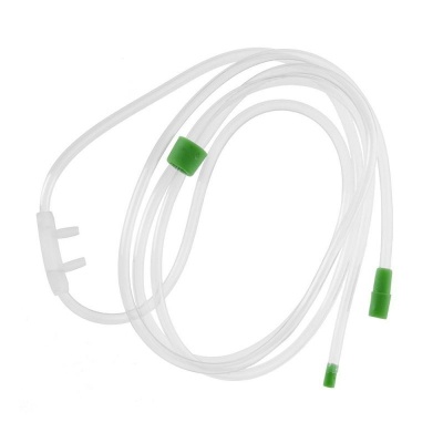 Tubo transparente com conectores verdes e branco