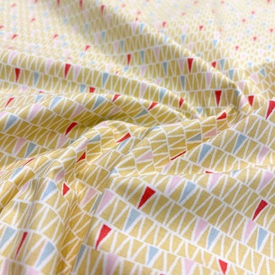 Tecido Le Tissu by Domotex | Triângulos - Amarelo