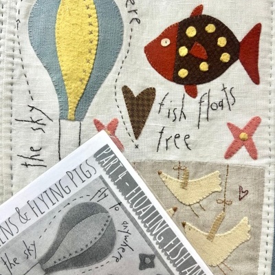 Cópia de Bloco do Mês - Hatched and Patched | Dancing Chickens & Flying Pigs - Parte 4