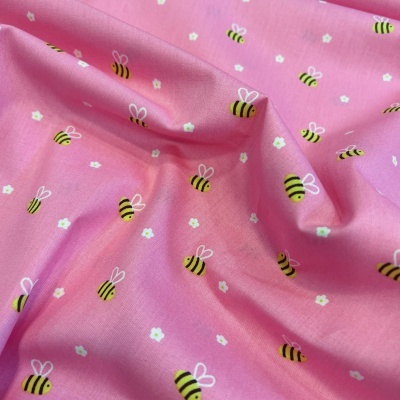 Tecido Poppy | Bee with Flowers - Rosa Barbie